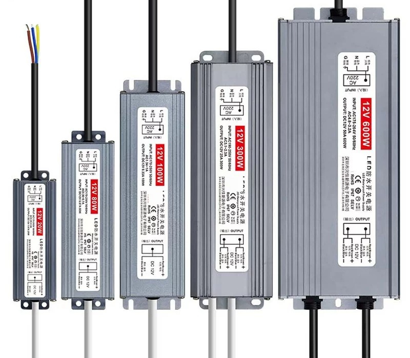مزود طاقة LED مقاوم للماء IP67 - مراجعة Outdoor Use Power Strip وسعره
